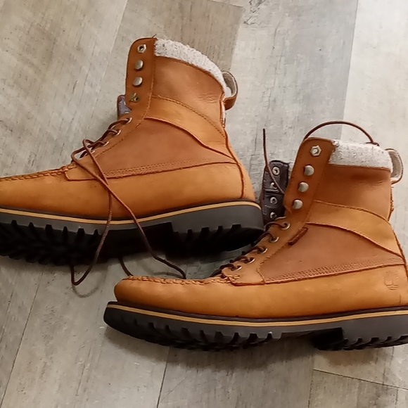 Timberland Newmarket Boots size 12 main image 14
